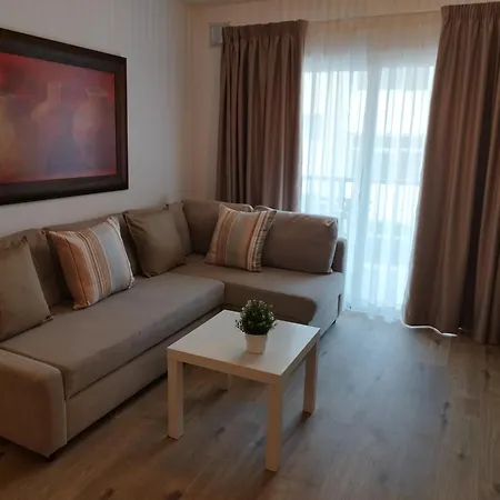 Maresia 1 Apartman *